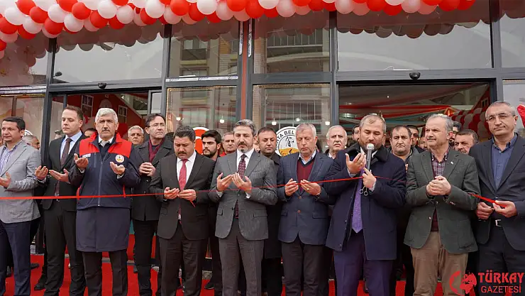 Kahta Belediyesi Ramazan çarşısı dualarla hizmete açıldı