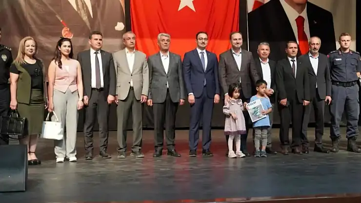 Kahta'da 'Çocuklarımıza Yapabileceğimiz En Büyük İyilik' Konferansı