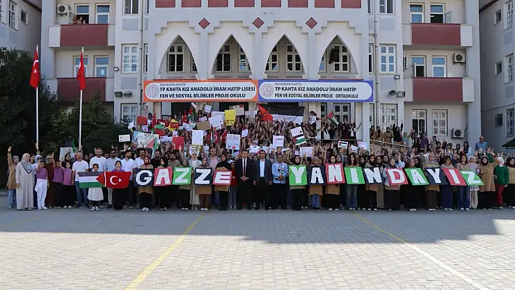 Kahta'da Filistin'e destek için bir duruştur barış etkinliği düzenlendi