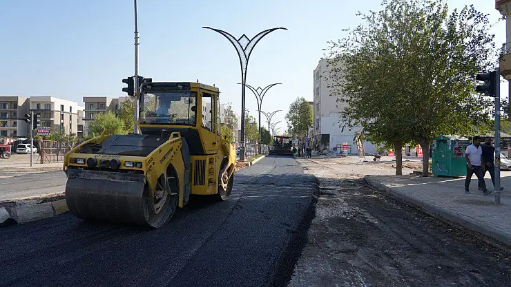 Karapınar Mahallesi'nde asfalt çalışmalarında son etap başladı