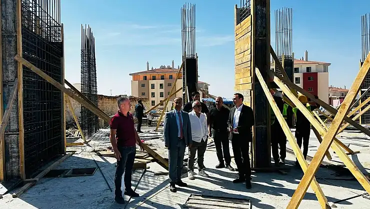 Besni Kaymakamı Partal Besni'de yatırım incelemeleri yaptı