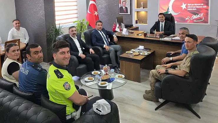 Kaymakam Seyhan ve Başkan Yıldırım'dan güvenlik güçlerine ziyaret