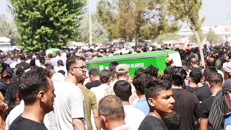 Kazada ölen 4 tarım işçisi Şanlıurfa'da defnedildi