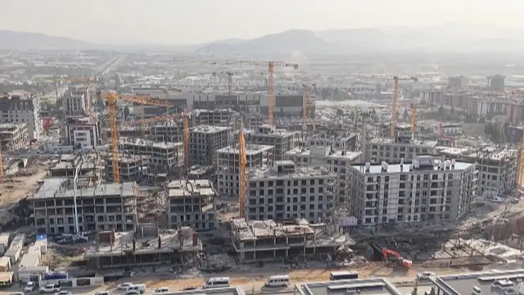 Onikişubat Stadyumu'nun yerine deprem konutları yükseliyor