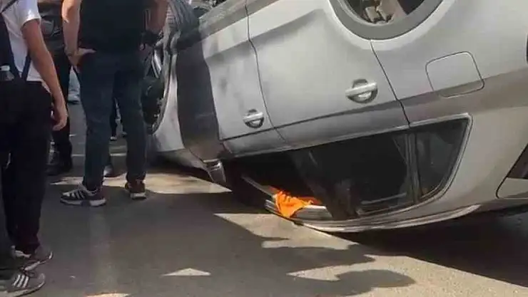 Otomobil takla attı ehliyetsiz sürücü olay yerinden kaçtı