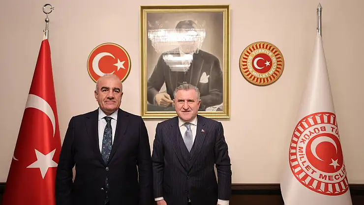 Özhan'da Gölbaşı'na 500 Kişilik Yurt ve Olimpik yüzme havuzu talebi