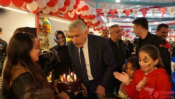 Ramazan Çarşısı'ndaki etkinlikler büyük ilgi görüyor