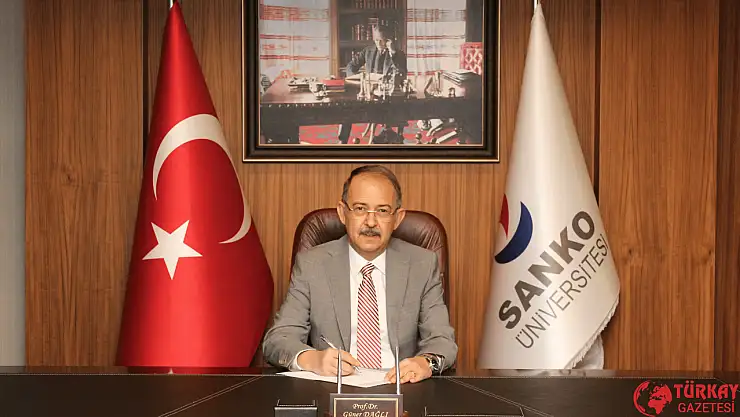 Rektör Dağlı: 'Kadınlarımızın toplumdaki yeri ve değeri tartışılamaz'