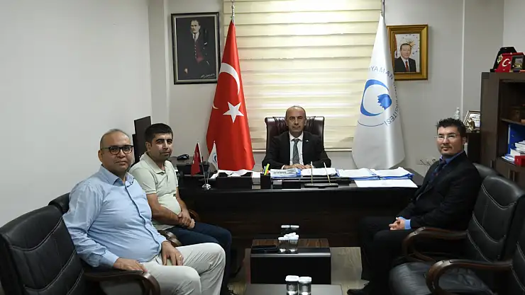 Rektör Keleş başarılı akademisyenleri tebrik etti