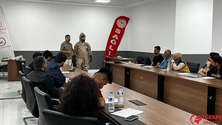 Sağlık çalışanlarına yönelik KBRN eğitimi devam ediyor
