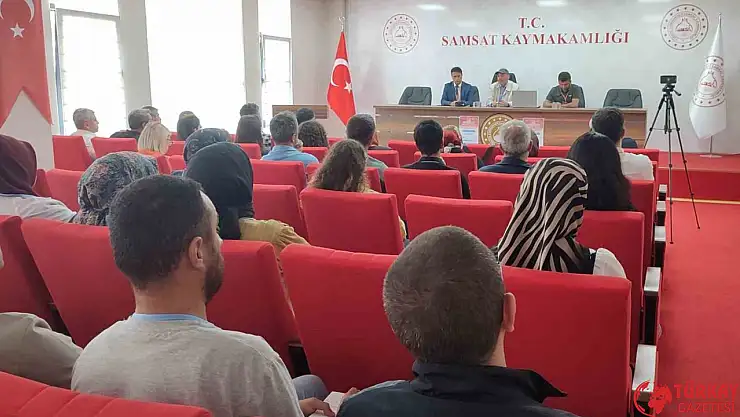 Samsat'ta Türkiye yüzyılı maarif modeli çalıştayı yapıldı.