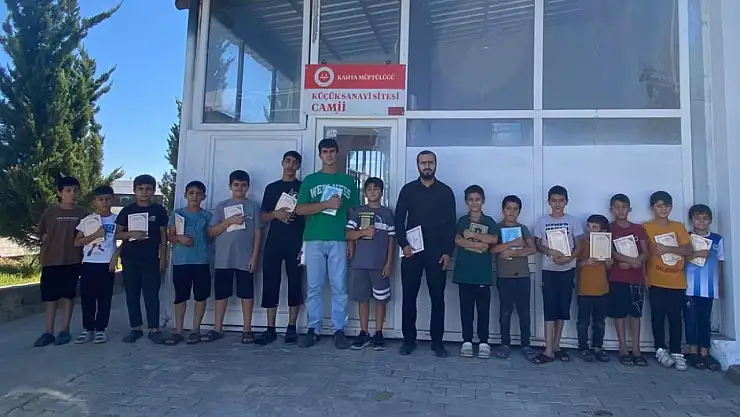 Adıyaman Kahta'da sanayi çıraklarına atölyelerde Kur'an eğitimi