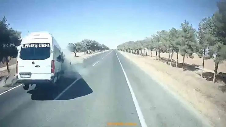 Şanlıurfa'da 1 kişinin öldüğü, 14 kişinin yaralandığı kazanın görüntüsü ortaya çıktı