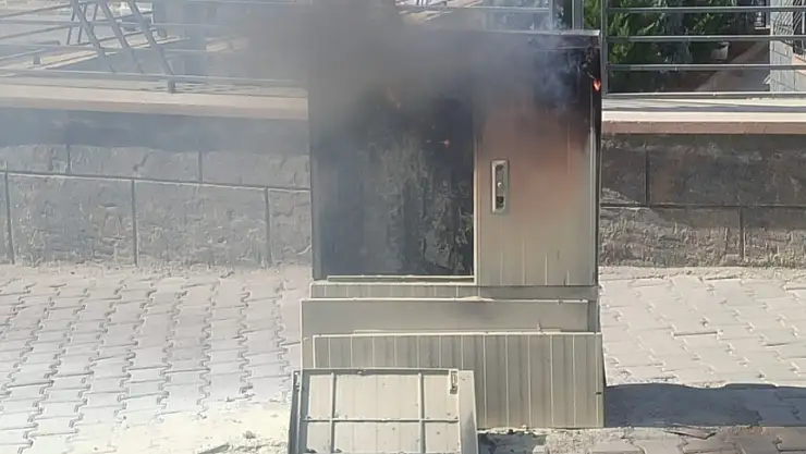 Şanlıurfa'da Elektrik Panosu Alev Aldı