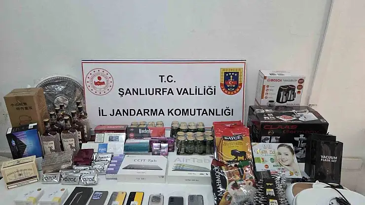 Şanlıurfa'da kaçakçılık operasyonunda çok sayıda kaçak ürün ele geçirildi