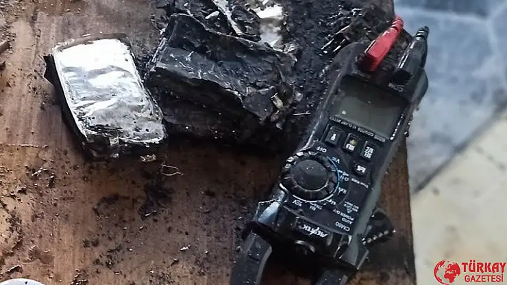 Şarjdaki telefonun bataryası patladı