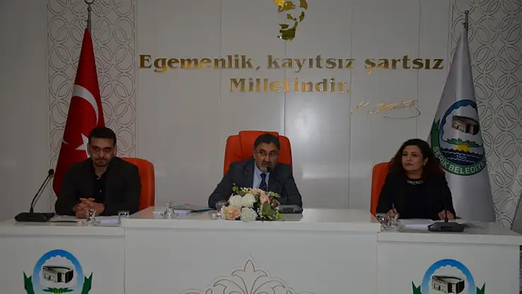 Serik Belediyesi yeni yılın ilk meclis toplantısını yaptı