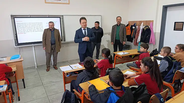 Torun'dan Harmanlı İlk ve Ortaokuluna Ziyaret