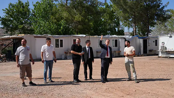 Tosun, Gölbaşı'nda yapımı devam eden inşatları inceledi