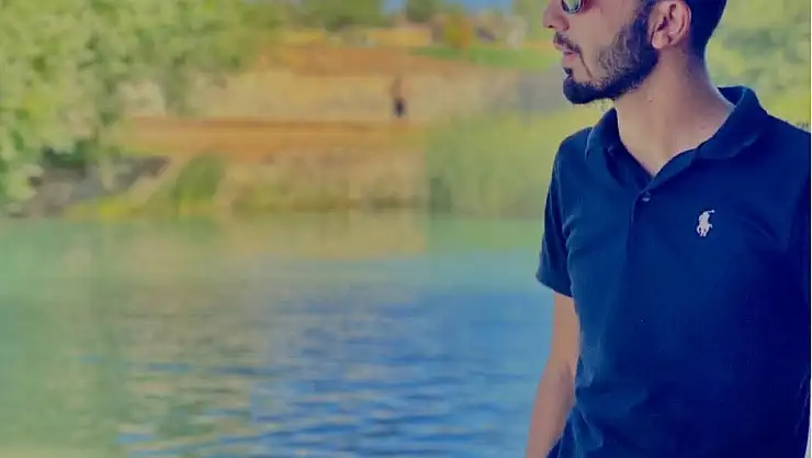 Traktöre çarpan motosikletin sürücüsü hayatını kaybetti