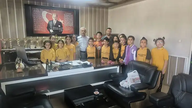 Türkiye Petrolleri Ortaokulu öğrencilerinden örnek davranış