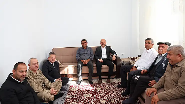 Vali Varol: Asrın felaketini, asrın birlikteliğine dönüştürmenin gururunu yaşıyoruz