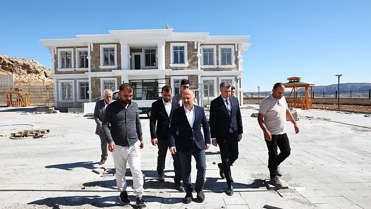 Vali Varol Gerger Belediyesi Yeni hizmet binasında incelemelerde bulundu