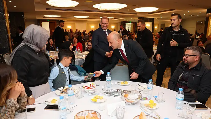 Vali Varol öğretmenlerle bir araya geldi