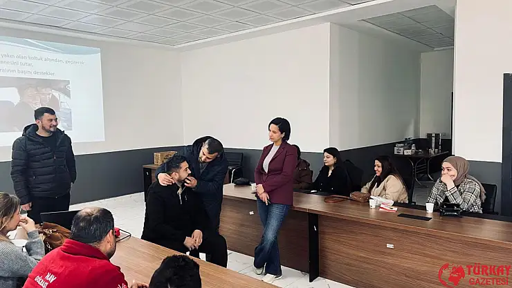 Valilik personellerine ilkyardım eğitimi düzenlendi