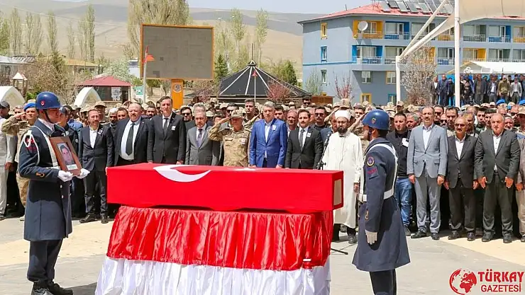 Van'da şehit güvenlik korucusu için tören düzenlendi