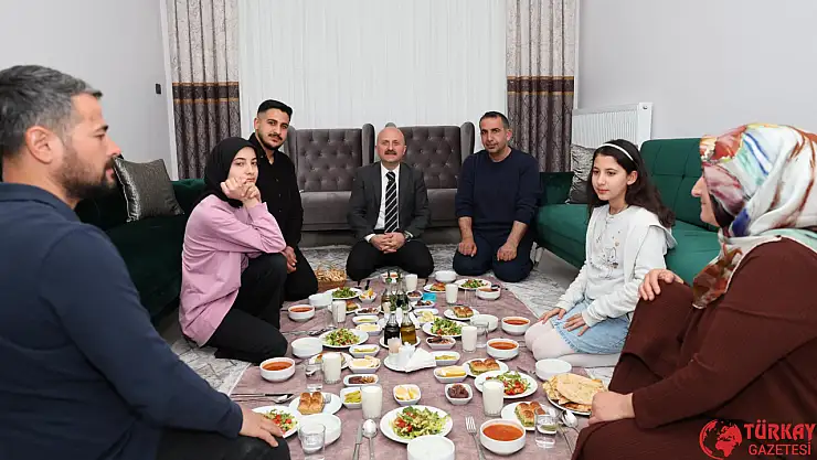 Yeni yuvada iftar mutluluğu