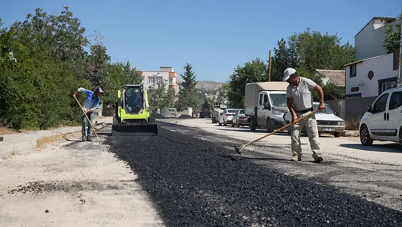 Adıyaman Belediyesi'nden Yeşilyurt Mahallesi'nde yol onarımı hamlesi