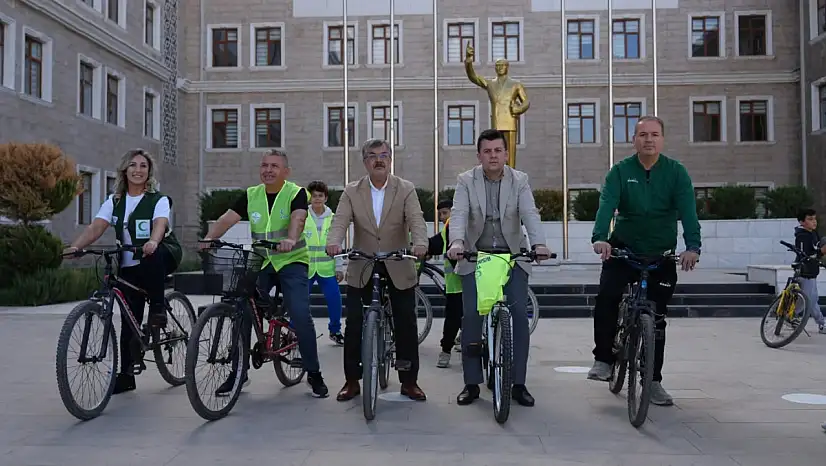 Başkan Çadır: Cumhuriyetimizin 102. yılında sağlıklı nesiller için pedal çeviriyoruz