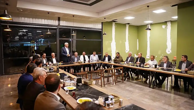 Başkan Hallaç, muhtarlarla bir araya geldi