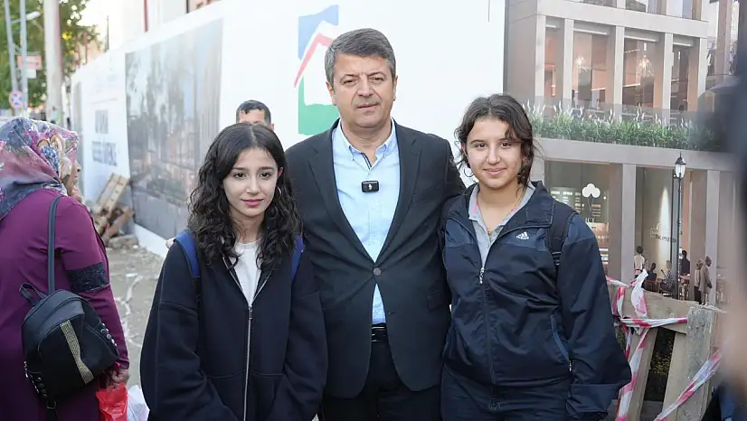 Başkan Tutdere, gençlerin talebi üzerine otobüs saatlerini güncelledi