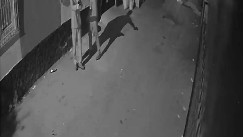 Ev kurşunlayan iki şüpheliden biri yakalandı