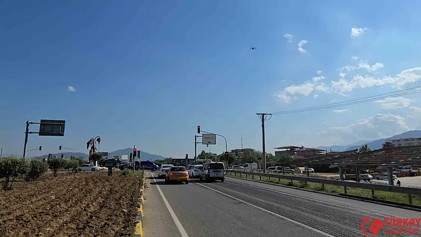 Gaziantep'te 'Sıfır Kaza, Sıfır Ceza' amacıyla dronlarla trafik denetimi yapıldı