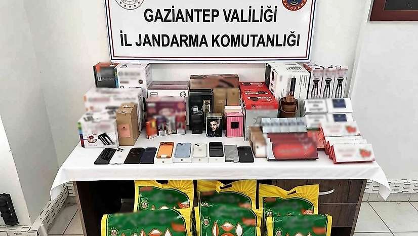 Gaziantep'te 1 milyon TL değerinde kaçak ürün ele geçirildi