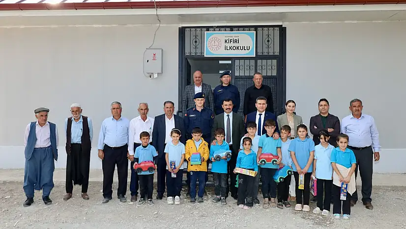 Kaymakam Soysal Beşikli Köyü Kefiri İlkokulunu ziyaret etti