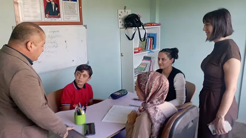 Küçükaslan'dan Özel Eğitim ve Rehabilitasyon Merkezlerine Ziyaret