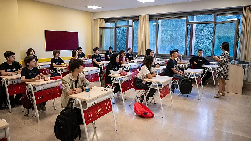 MEB yeni takvimi açıkladı! Okullar o tarihte açılacak