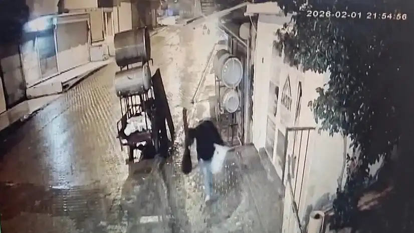 Şanlıurfa'da 100 bin lirayı çalan şüpheli kameraya yansıdı