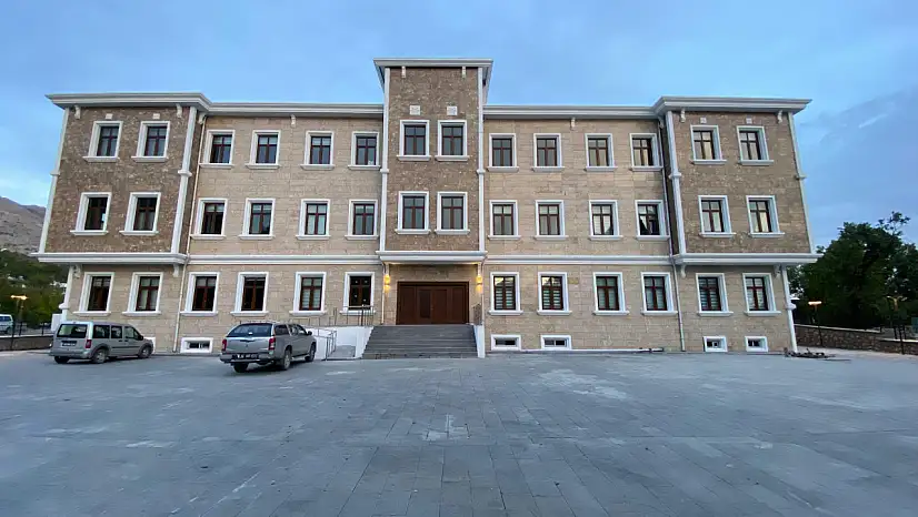 Tut İlçesinde Yeni Hükümet Konağı hizmet vermeye başladı