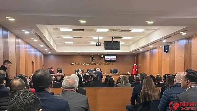 Ümit Özdağ'ın duruşması ertelendi