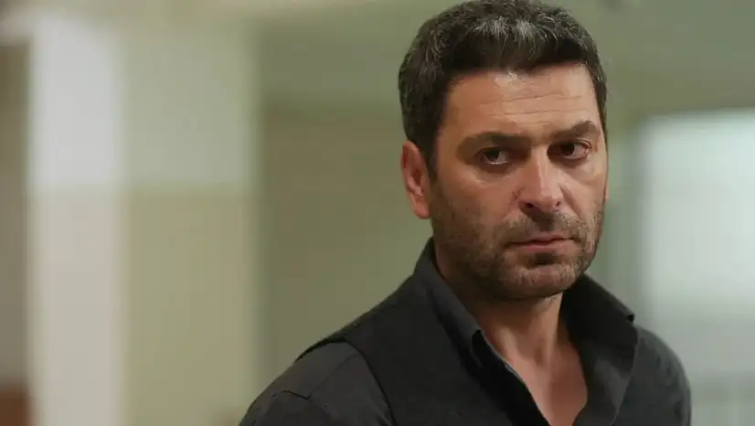 Uzak Şehir Cihan'ın söylediği şarkı adı