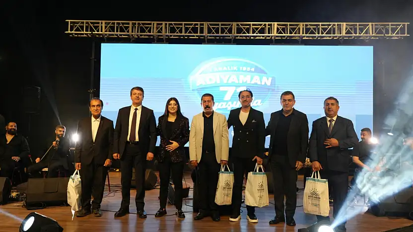 Adıyaman Belediyesi'nden 71. yıla anlamlı kutlama