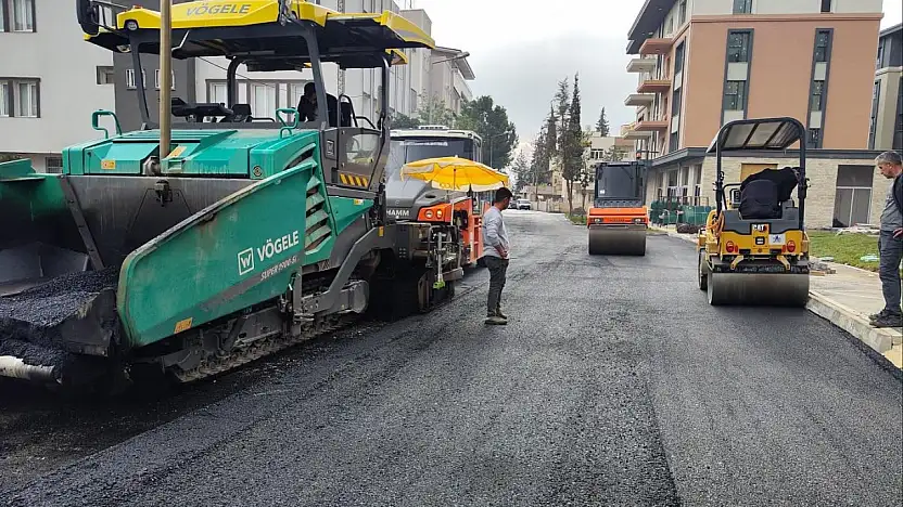 Adıyaman Belediyesi'nden çarşı merkezinde yoğun altyapı mesaisi