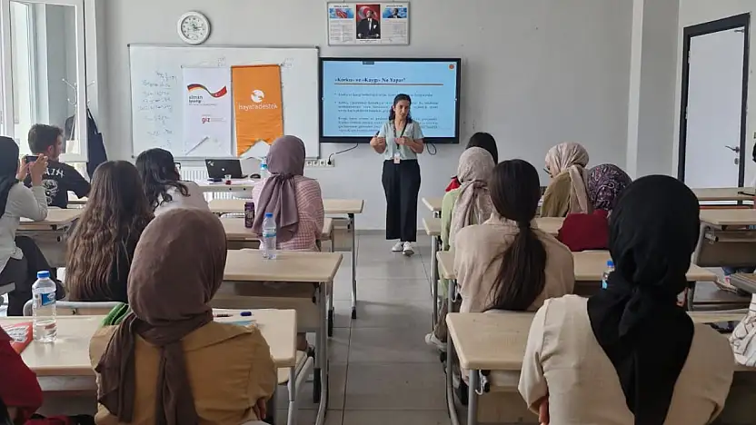 Adıyaman Belediyesi'nden YKS öğrencilerine sınav kaygısı destek eğitimi