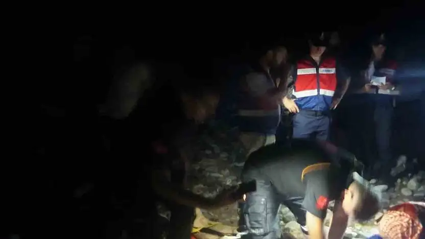 Adıyaman'da 21 yaşındaki genç serinlemek için girdiği derede boğuldu