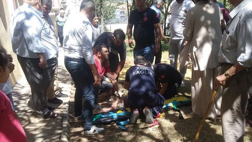 Adıyaman'da 4'üncü kattan düşen çocuk hayatını kaybetti